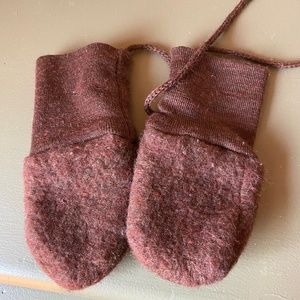 Engel Maroon Wool Infant Mittens Size 1